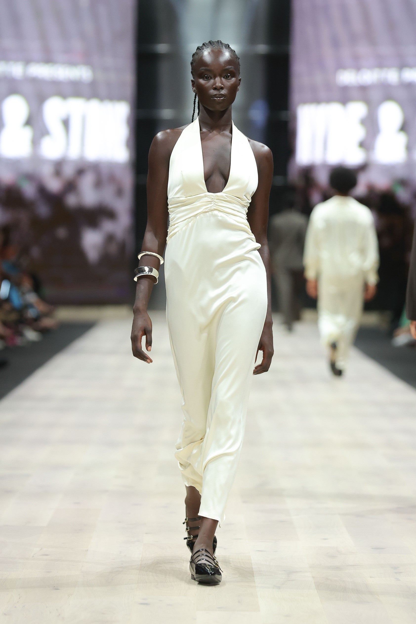 THREAD LIGHTLY RUNWAY X MELBOURNE FASHION FESTIVAL – HYDE & STONE