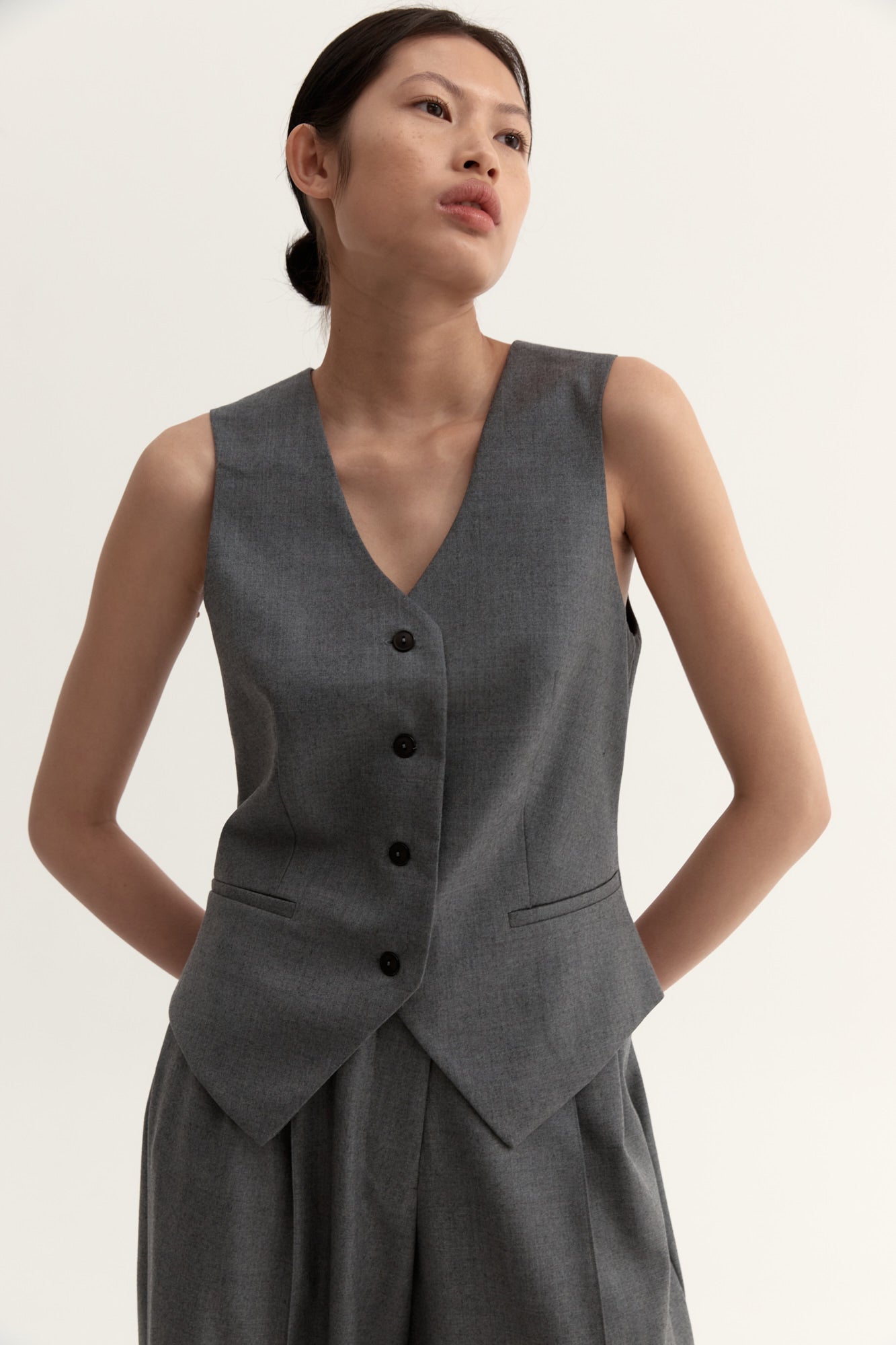 Hyde vest shop